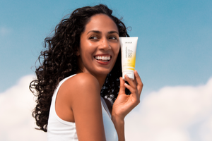 Kann man Sonnencreme mit Foundation mischen?
